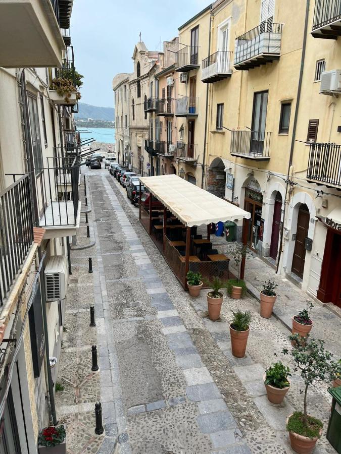 Casa Vacanza Adorno Cefalu Exterior photo